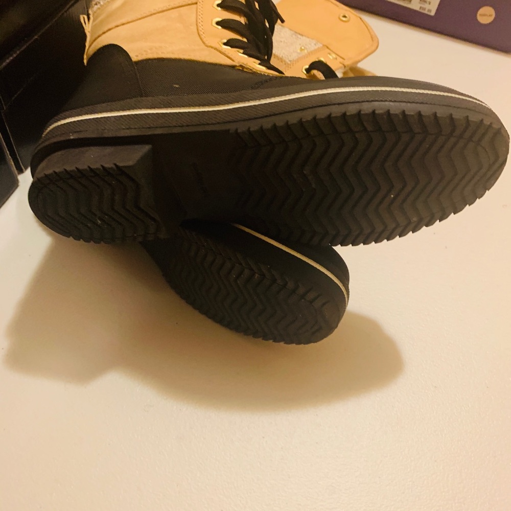 Winter boots - Picture 8 of 16